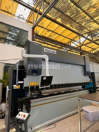 TUYỂN THỢ/PHỤ MÁY CHẤN, CẮT LASER VÀ THỢ/PHỤ/HỌC VIỆC GÒ NUÔI ĂN Ở