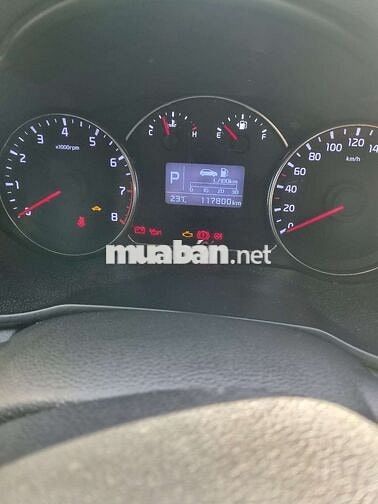 Kia Rondo 7 chỗ Đen 117800 km