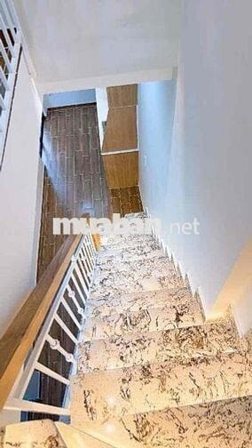 Nhà nhỏ xinh xinh ngang khủng 11m, vừa ở vừa kinh doanh