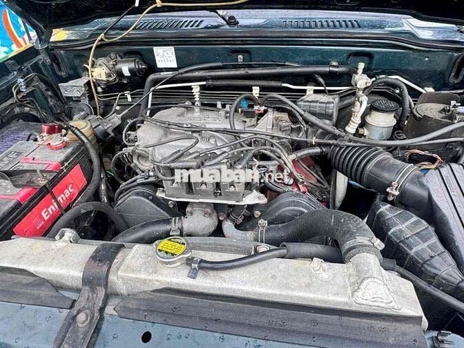 Isuzu Trooper xe cực mới 2 cầu xe giọn chơi tâm h