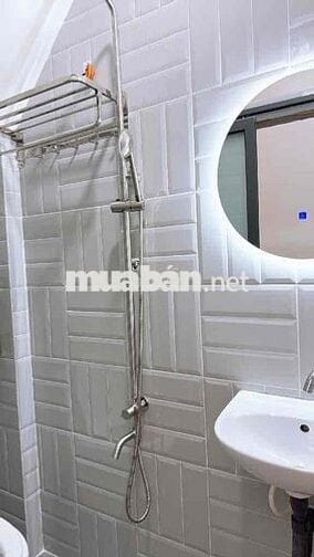 Nhà nhỏ xinh xinh ngang khủng 11m, vừa ở vừa kinh doanh