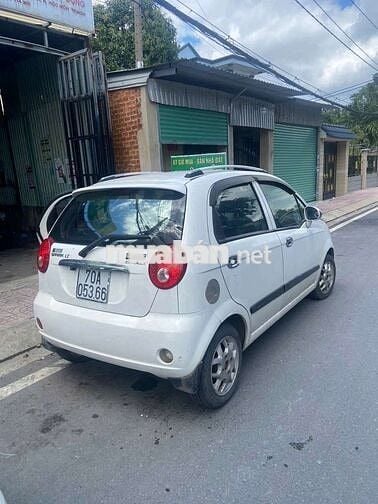 Spark 2008 LT 0.8 AT 5 chổ số tự động