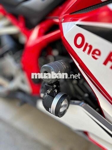 Honda CBR 250RR Lướt rất mới leng keng pkl moto