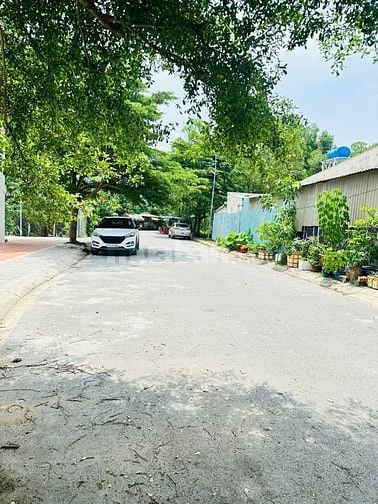 NHÀ BÈ: LÔ TRỤC CHÍNH KDC GIÁ CHỈ 3,7TY CHO 84,5M2- ĐƯỜNG 7M 