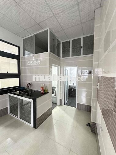 Cho thuê nhà mặt tiền nguyên căn