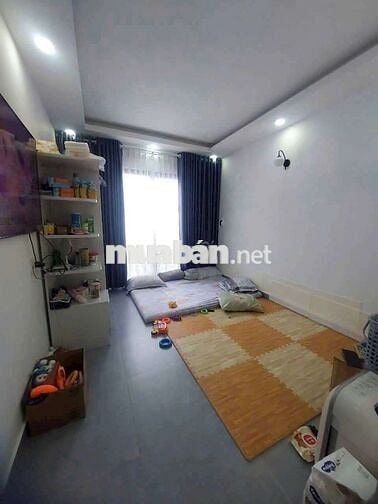 Bán nhà mới 4 Tầng  gần ngay đường Phan Xích Long, Q. PN