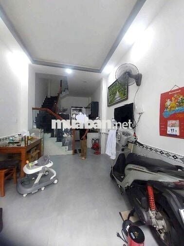 Bán nhà mới 4 Tầng  gần ngay đường Phan Xích Long, Q. PN