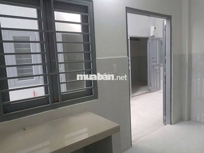 Phòng trọ 3,5 triệu ( 32 m2) vườn lài q12