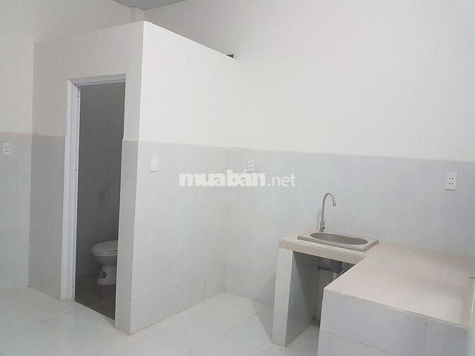 Phòng trọ 3,5 triệu ( 32 m2) vườn lài q12