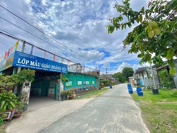 KHÔNG XOAY KỊP TIỀN TRẢ NỢ-BÁN GẤP MT ĐƯỜNG TT CỦ CHI 222M2 SHR 800TR