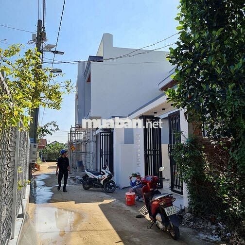 Nhận CTV hỗ trợ – hoa hồng đủ 2%

🏘 BÁN NHÀ GÁC LỮNG MỚI HOÀN THIỆN