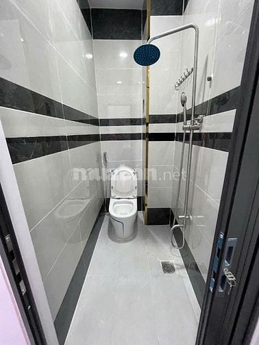 Nhà mới tuyệt đẹp, 1trệt, 2 lầu, H137 Cao Xuân Dục P12,Q8, N3,4mx10,5m