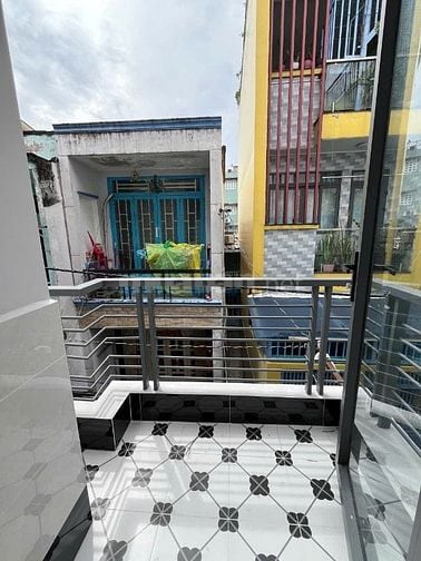 Nhà mới tuyệt đẹp, 1trệt, 2 lầu, H137 Cao Xuân Dục P12,Q8, N3,4mx10,5m