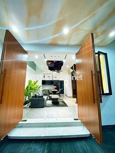 NHÀ ĐẸP 3 TẦNG, 3PN, FULL NỘI THẤT XỊN XÒ, ĐƯỜNG HOÀ MINH 15, GẦN BIỂN