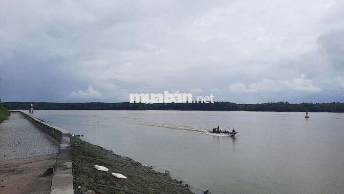 Bán đất lô góc ngã tư, xã Tam Thôn Hiệp, Cần Giờ, 116m2 full thổ cư.