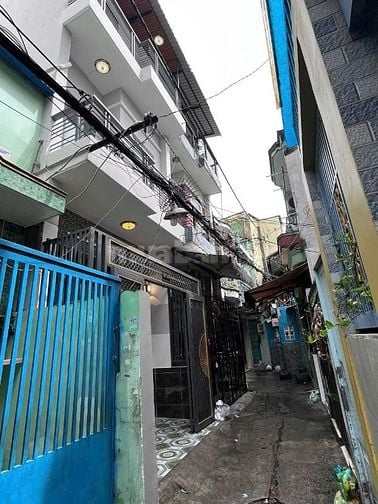 Nhà mới tuyệt đẹp, 1trệt, 2 lầu, H137 Cao Xuân Dục P12,Q8, N3,4mx10,5m