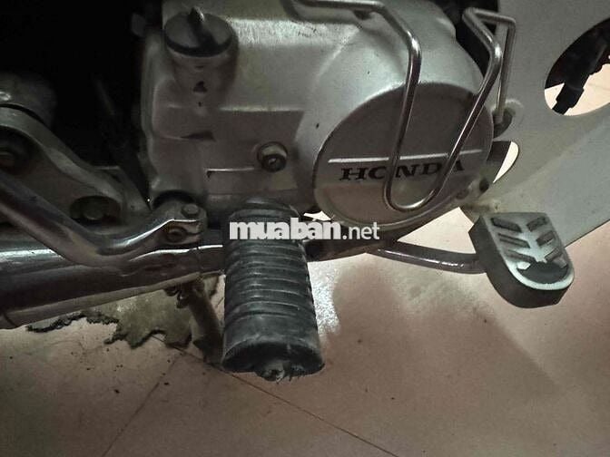 xe drem zin , đựo người già đi