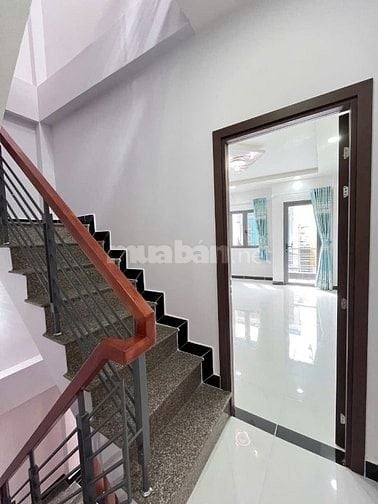 Nhà mới tuyệt đẹp, 1trệt, 2 lầu, H137 Cao Xuân Dục P12,Q8, N3,4mx10,5m