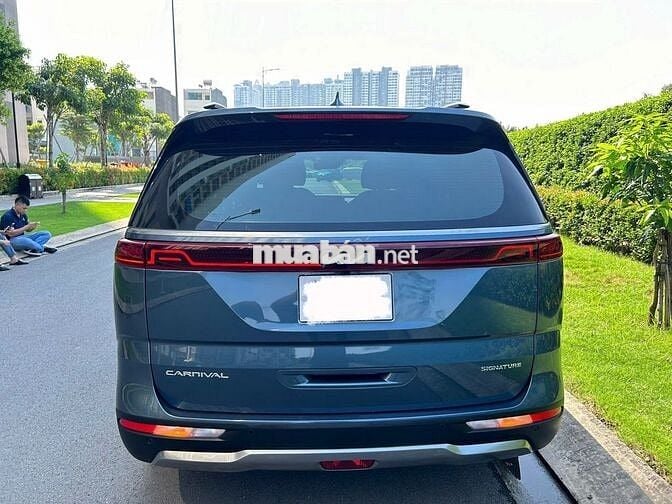 Carnival Sig 2.2D 2023 Đi 44.000km Lên Full Option