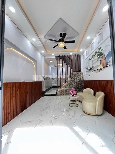 Nhà mới tuyệt đẹp, 1trệt, 2 lầu, H137 Cao Xuân Dục P12,Q8, N3,4mx10,5m