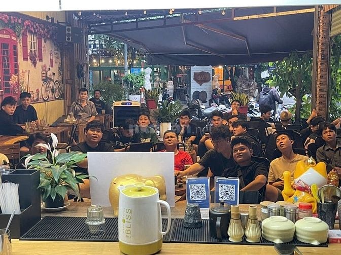 Sang Quán Cà phê Gấp - Quán hoạt động bình thường doanh thu ổn định