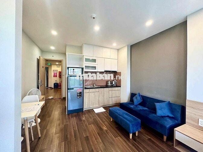 CHO THUÊ CĂN HỘ BAN CÔNG NGAY TRẦN QUANG KHẢI FULL NỘI THẤT GIÁ RẺ T11