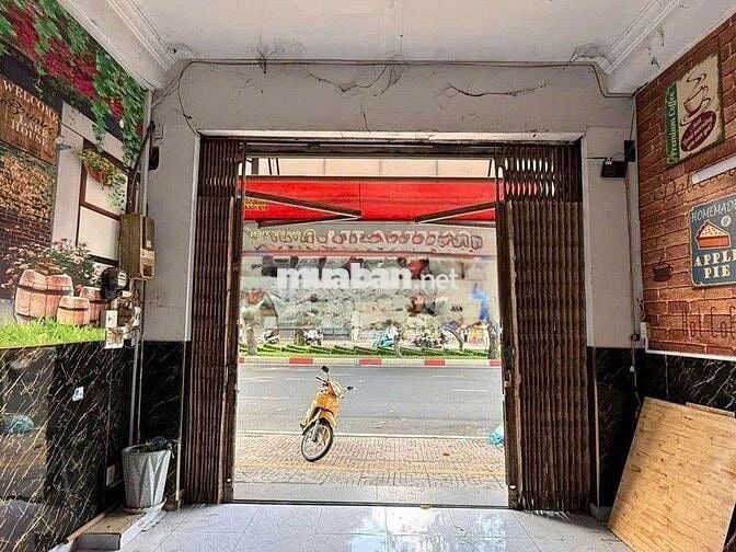 Cho Thuê Mặt Bằng Hồng Bàng P12 Q5 Lề Rộng 5m Khu Sầm Uất