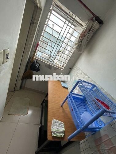 Phòng cho1-2 người, 30m2 Nội Thất Cơ Bản,Ngay CĐ GTVT Văn Cao, Tân Phú