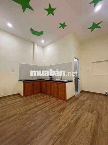 Bán căn nhà Q12 sát QL1 PMQT. Dt:75m2, Sổ hồng riêng sang tên chỉ 3tỷ.