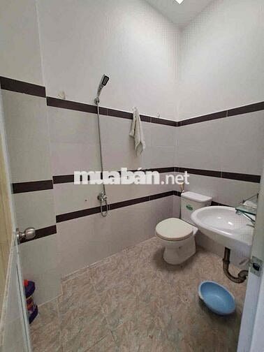 🇻🇳🇻🇳🇻🇳NHÀ PHỐ NGUYÊN CĂN 4PN 5WC NHÀ BÈ