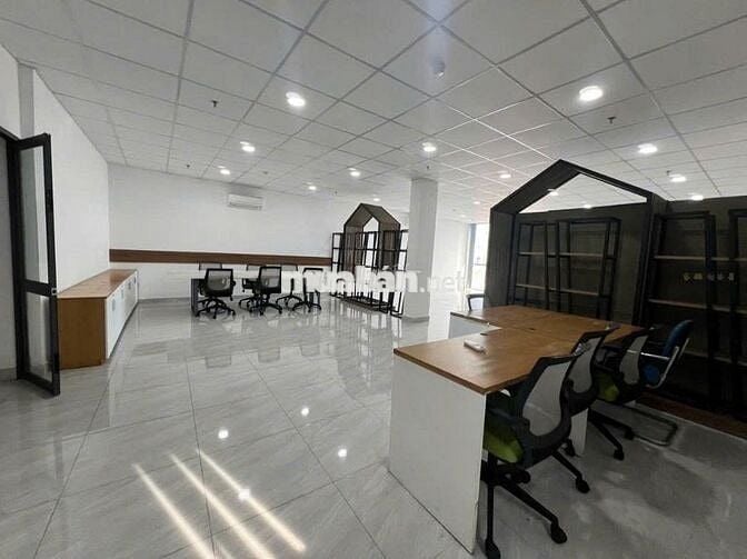 Mặt Tiền ngay gần Hai Bà Trưng Gần Điện Biên Phủ Quận 1