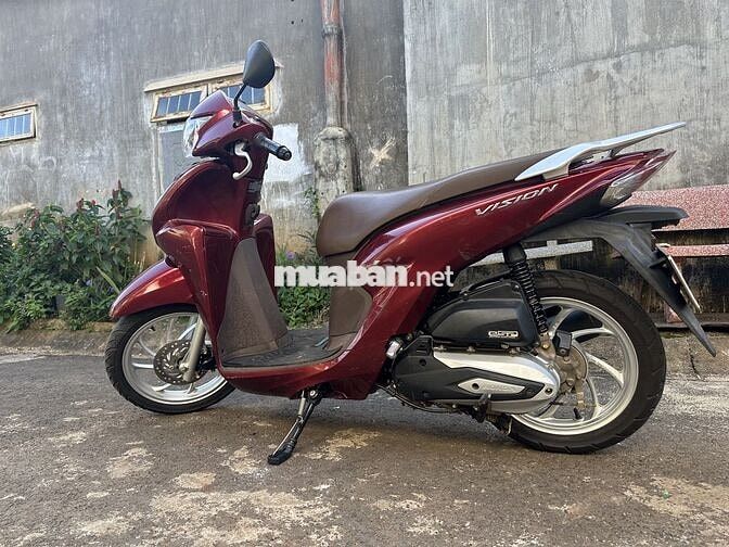 vì nhu cầu đổi xe nên mình cần bán