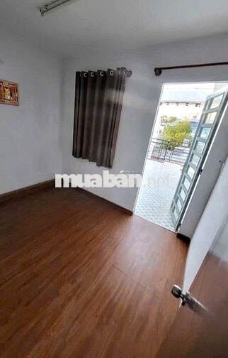 Cho Thuê Nhà Đường Phạm Hữu Chí, Quận 5 ( 4 Lầu Suốt, 4WC - Nhà Đẹp )