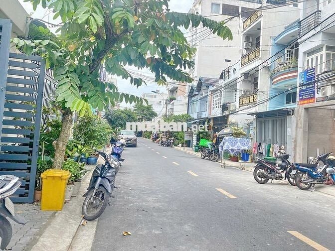 Bán nhà đẹp trệt 2 lầu đường số 91m2 nở hậu  quận 7