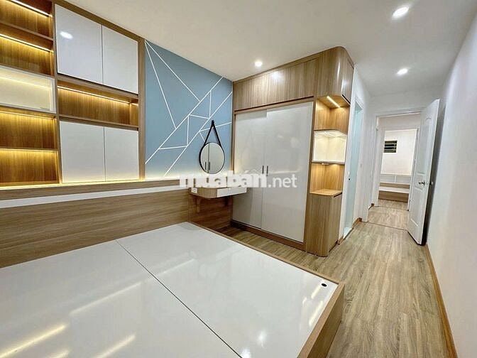 BÁN GẤP căn VIEW HỒ tầng trung tại HH Linh Đàm, 2 ngủ 2vs cực đẹp