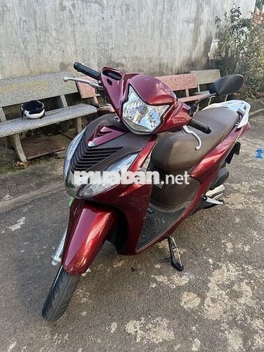 vì nhu cầu đổi xe nên mình cần bán