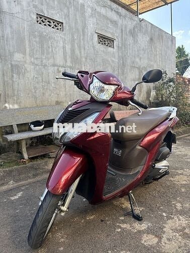 vì nhu cầu đổi xe nên mình cần bán