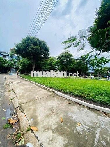 MT đẹp KDC nam hùng vương, 4x17, sổ đỏ, đối diện công viên, giá TL