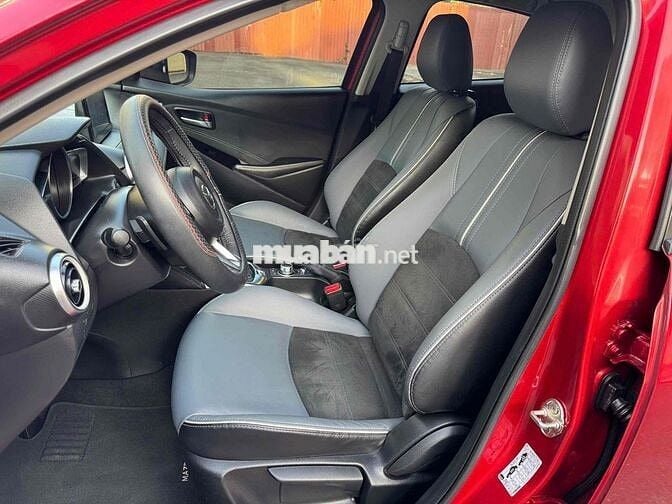 Mazda 2 2022 1.5L AT luxury - 35000 km