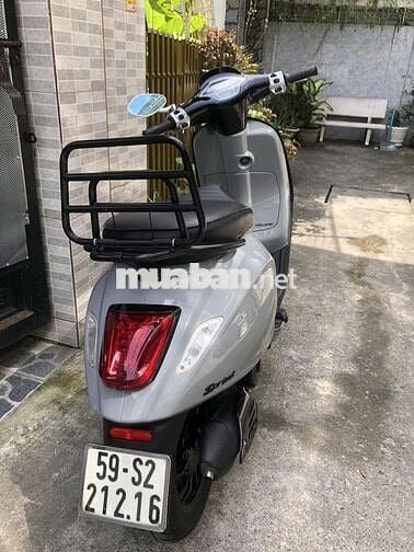 Bán nhanh Vespa 2016 xám, Mới 95%