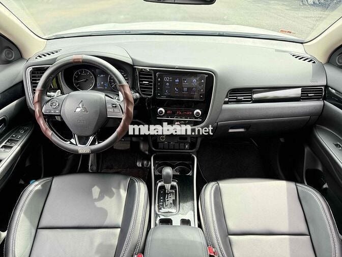 Mitsubishi Outlander 2022 2.0 CVT - 12000 km