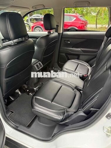 Mitsubishi Outlander 2022 2.0 CVT - 12000 km