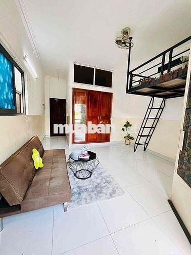 Duplex ban công-Tách bếp-Ngay cầu Chữ Y