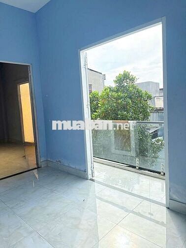 Bán nhà sổ hồng gần kdc phong phú.