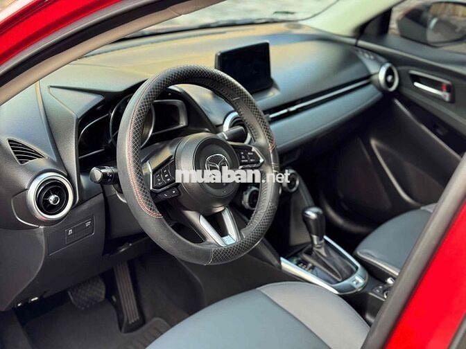 Mazda 2 2022 1.5L AT luxury - 35000 km
