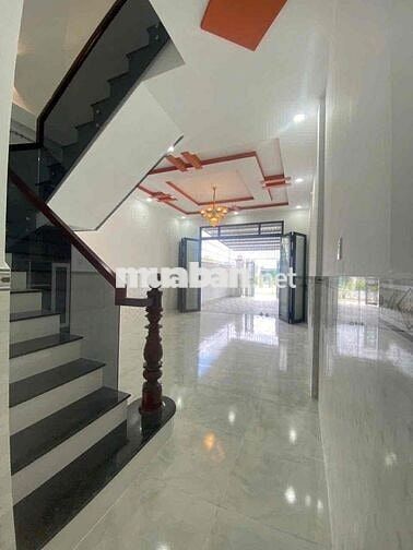 NHÀ MẶT TIỀN KINH DOANH CẦN BÁN