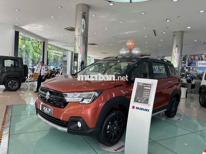 Suzuki XL7 Hybrid 2025- Màu Cam Đen - Mới 100%