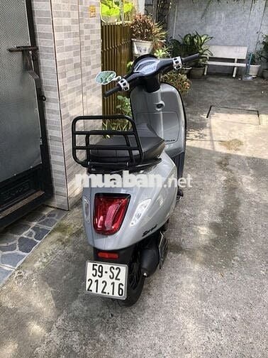 Bán nhanh Vespa 2016 xám, Mới 95%