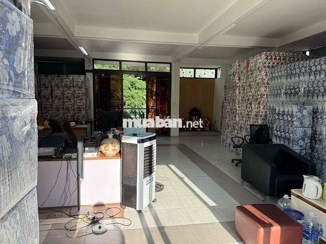 Chính chủ thuê văn phòng CT18 KĐT Việt Hưng sát vách Vinhome Long biên