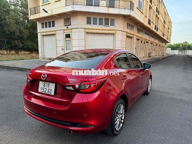 Mazda 2 2022 1.5L AT luxury - 35000 km